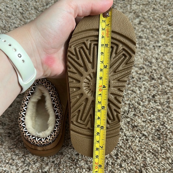 KIDS UGG DUPE TASMAN INSPIRED SLIPPERS - Picture 6 of 6